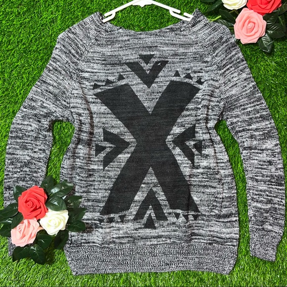 H&M Tops - H&M woollen sweatshirt